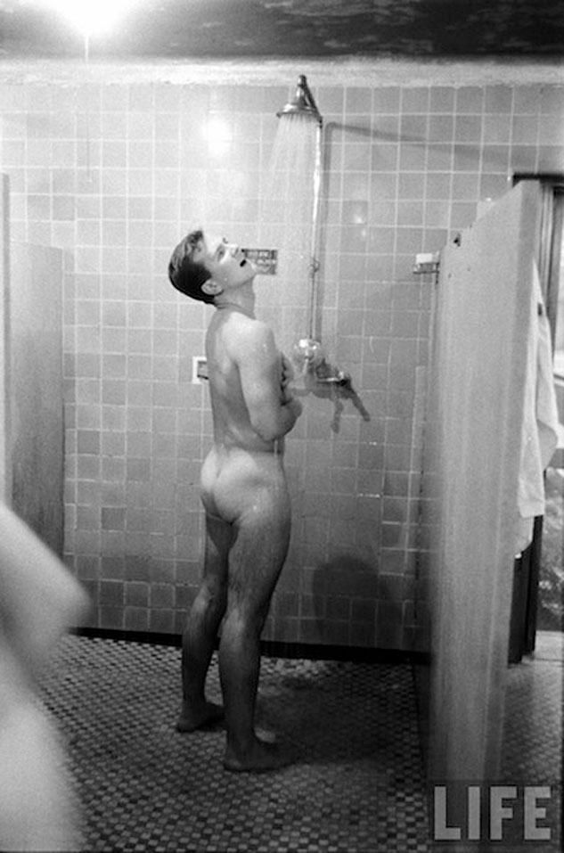 Gay Men In Showers 104