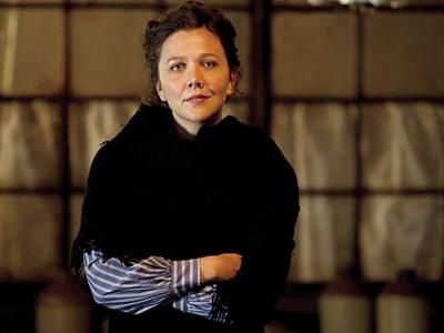 MAGGIE GYLLENHAAL X400 | ADVCOATE.COM