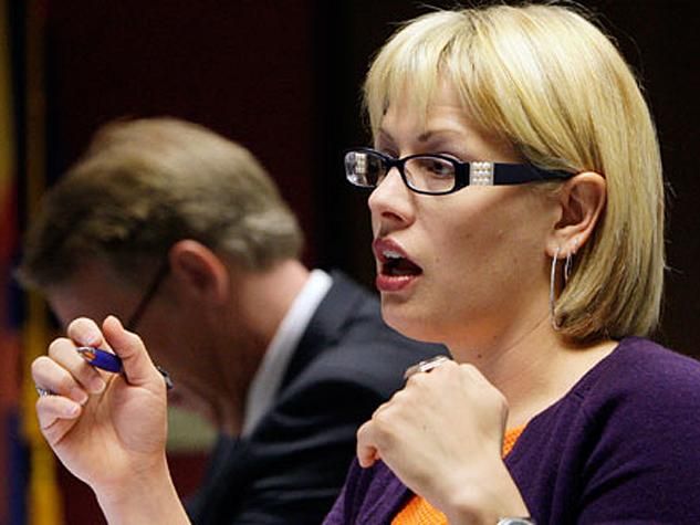 Kyrsten Sinema X633 | ADVOCATE.COM