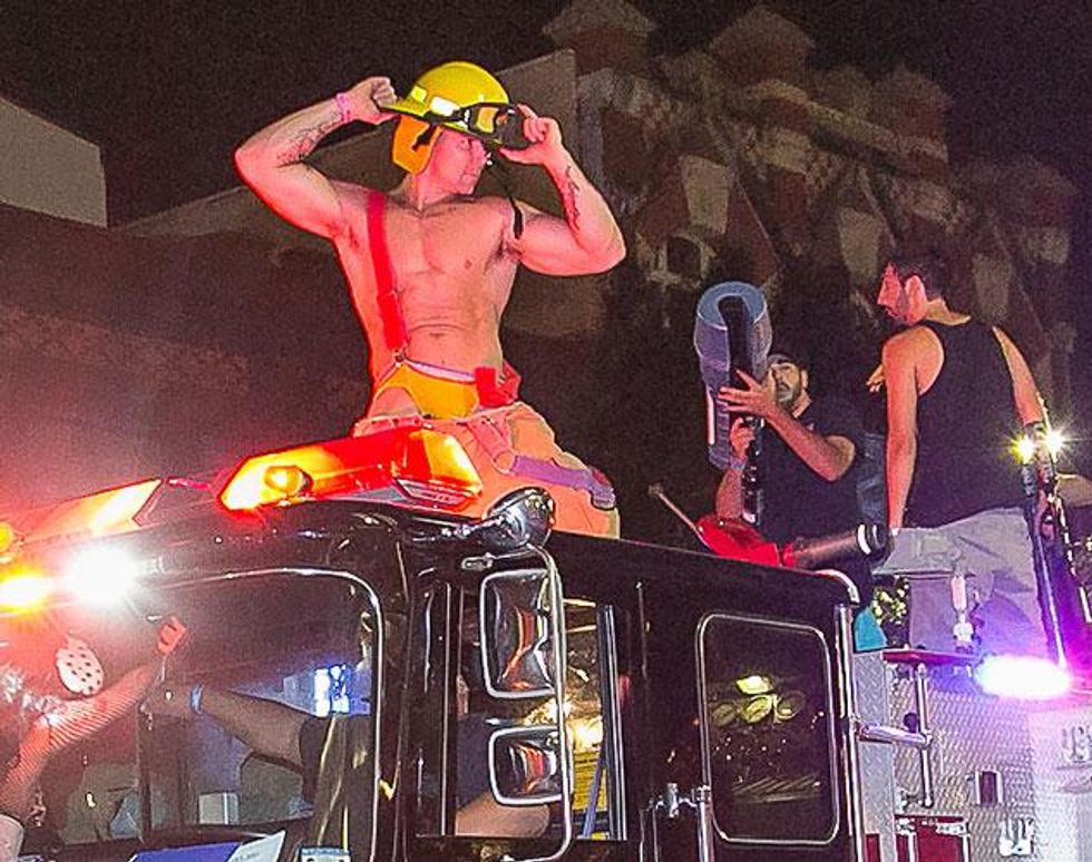 001pride-parade-2015-17