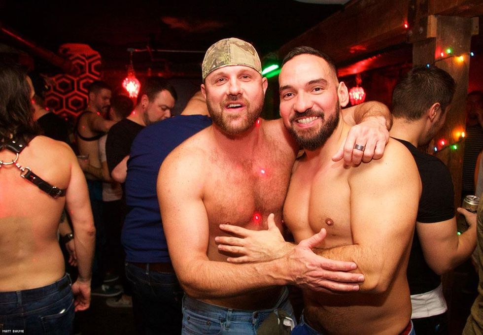 002-grizzly-matt-baume-2017