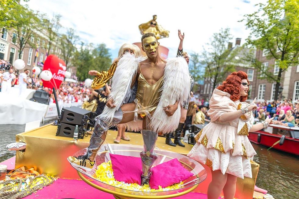 002-w-amsterdam-canal-pride-2017