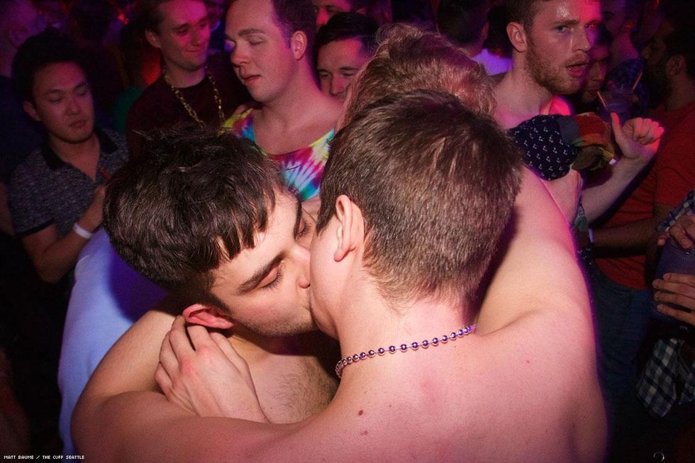 005-nye-cuff-matt-baume-2017