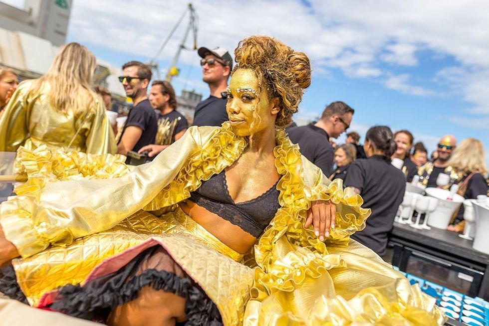 005-w-amsterdam-canal-pride-2017