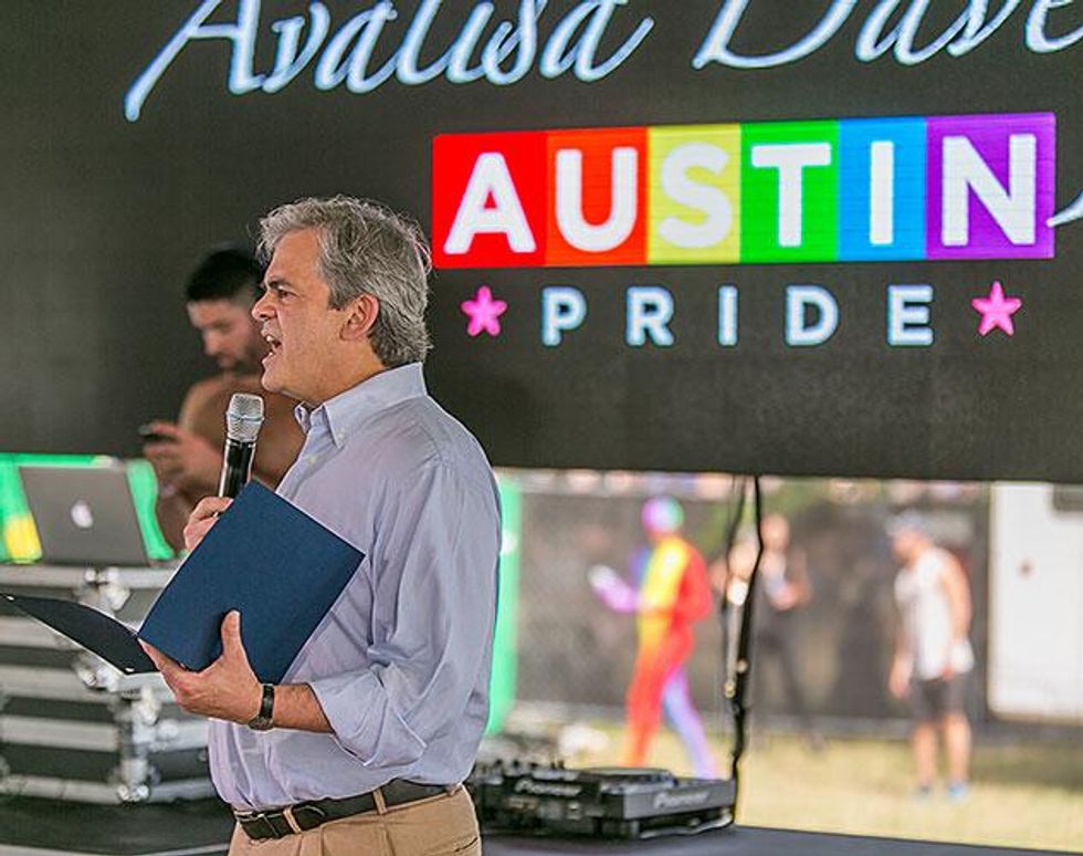 006pride-fest-2015-austin-mayor-steve-adler
