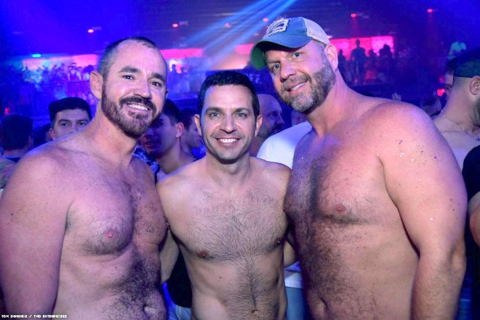 009-dc-pride-glitter-tmd-2018