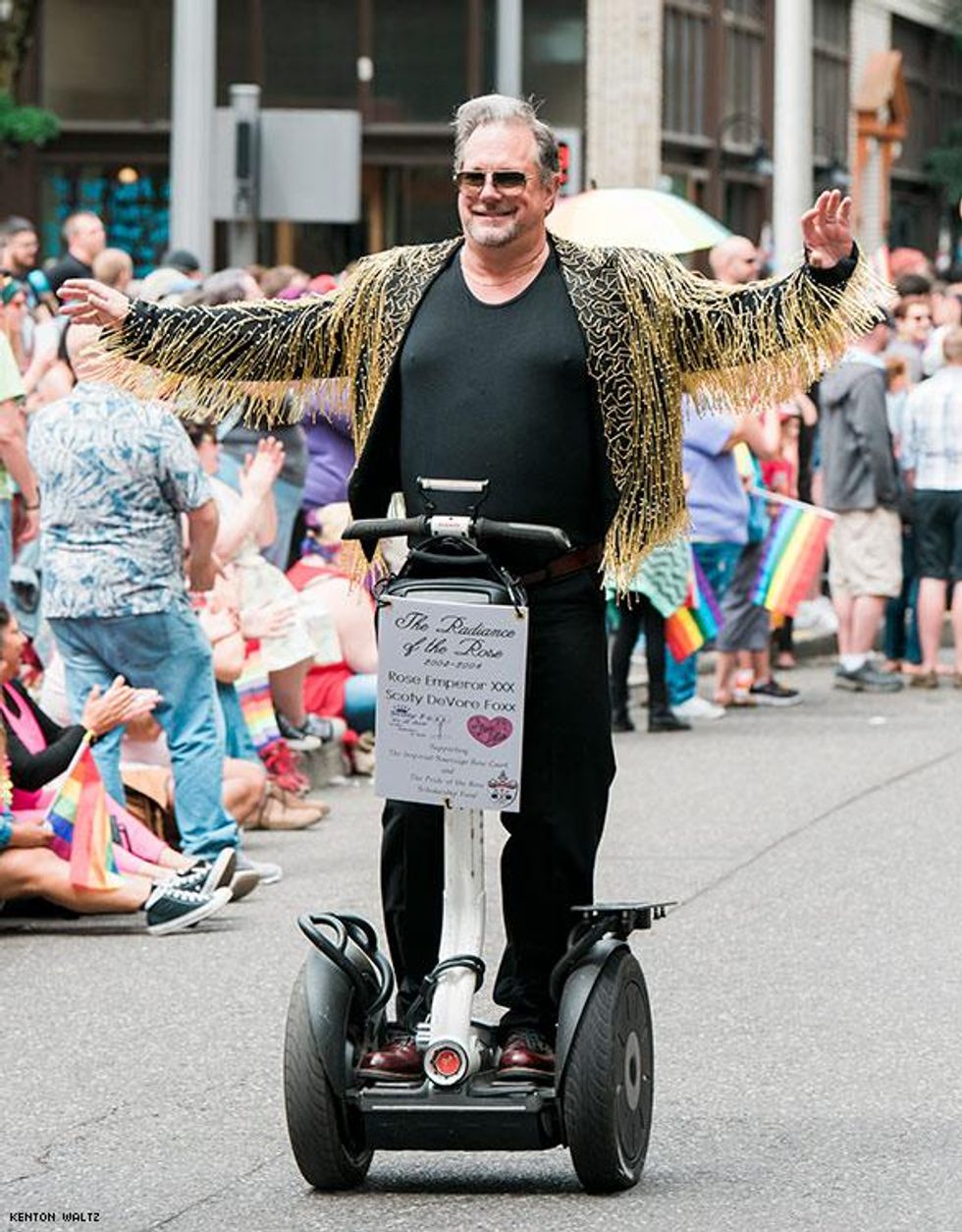 009-portland-pride-2017-kenton-waltz