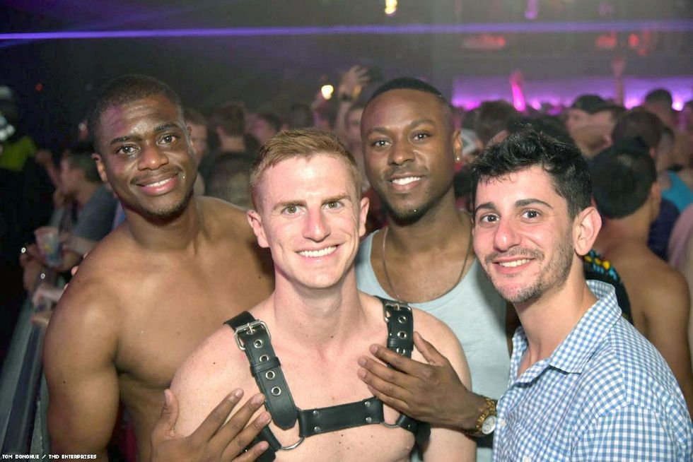 010-dc-pride-glitter-tmd-2018