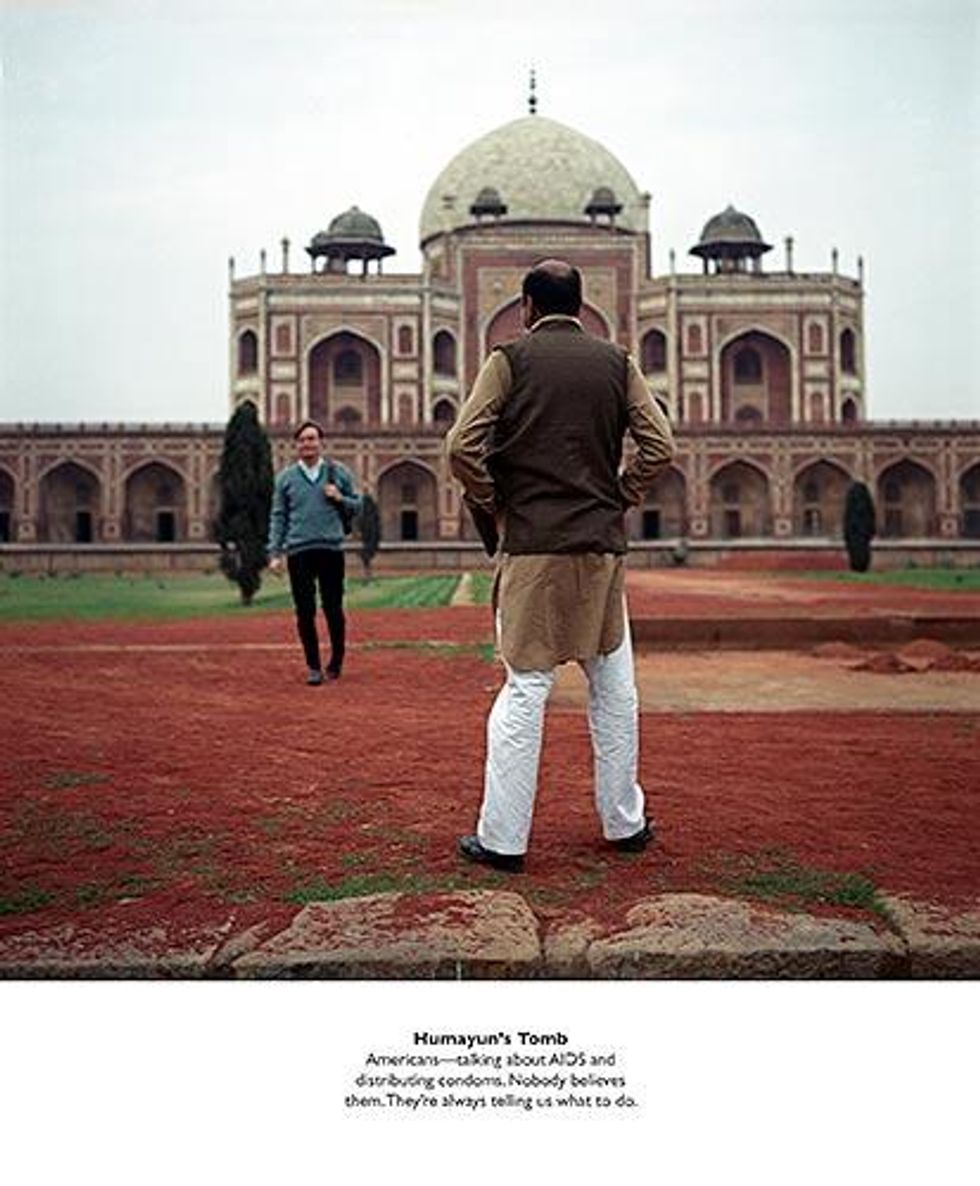 011fotofest_gupta_exiles-humayunstomb