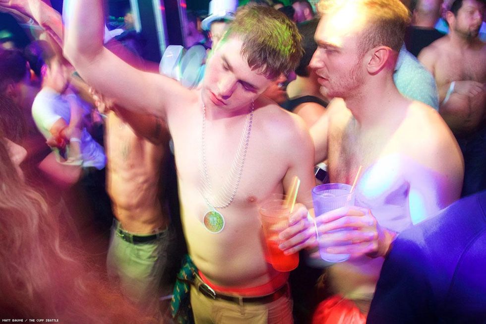 012-nye-cuff-matt-baume-2017