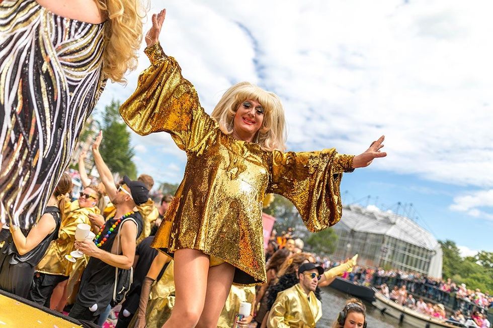 016-w-amsterdam-canal-pride-2017