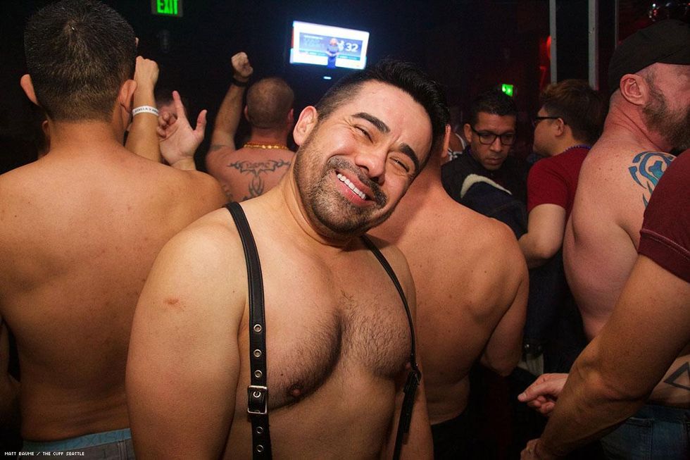 019-nye-cuff-matt-baume-2017