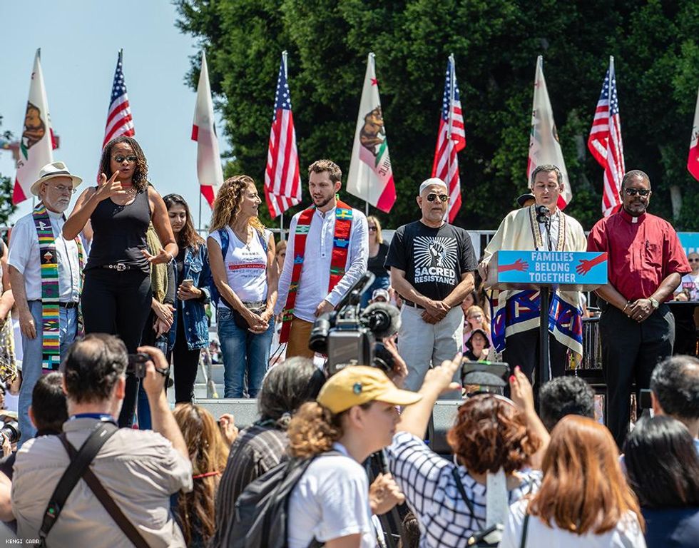 02-families-belong-together-kengi-carr-2018