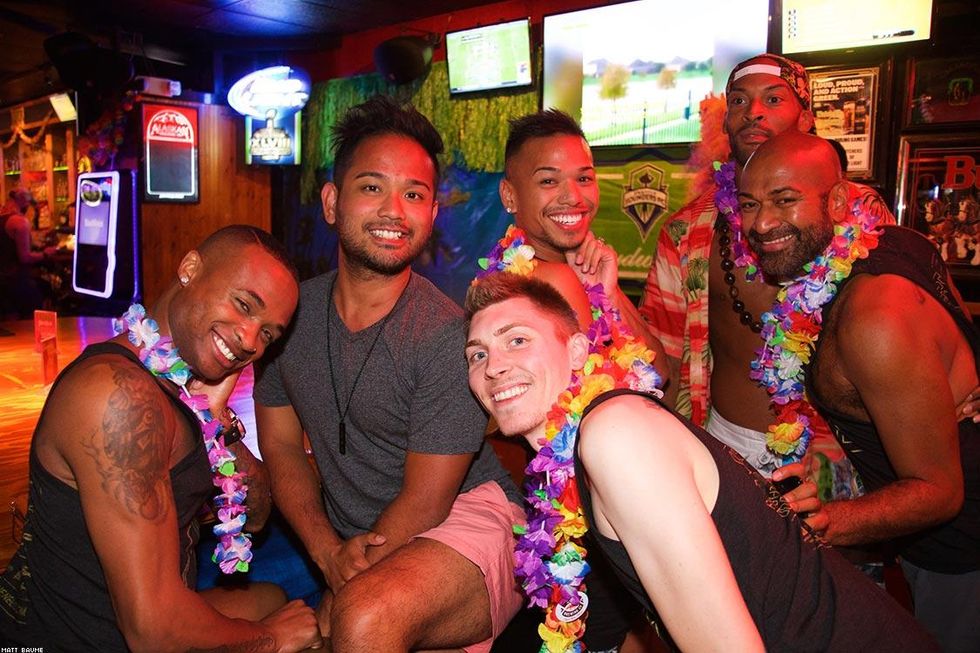 02-softball_fundraiser_luau-_matt_baume-2017_0