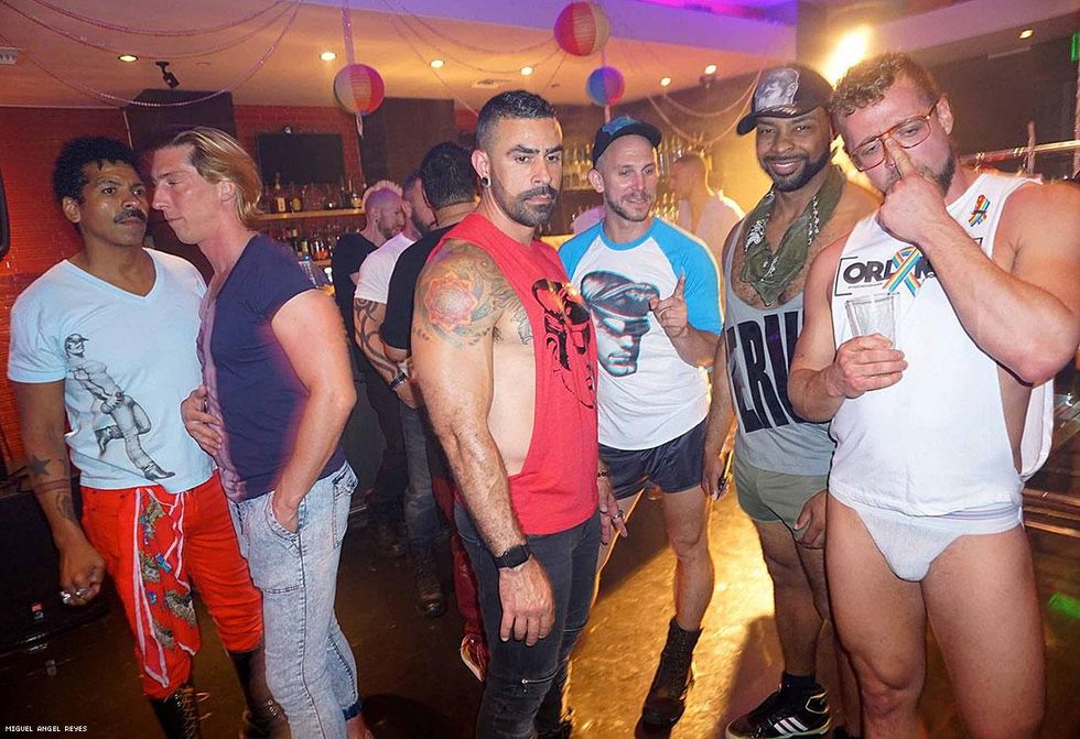 02-sold-out-clothing-miguel-angel-reyes