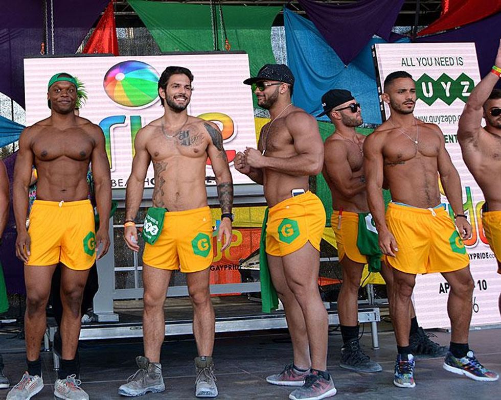 020-pride-beach-party-by-stephen-r