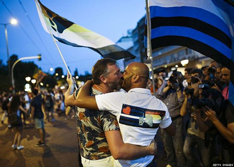 021-gettyimages-477018608