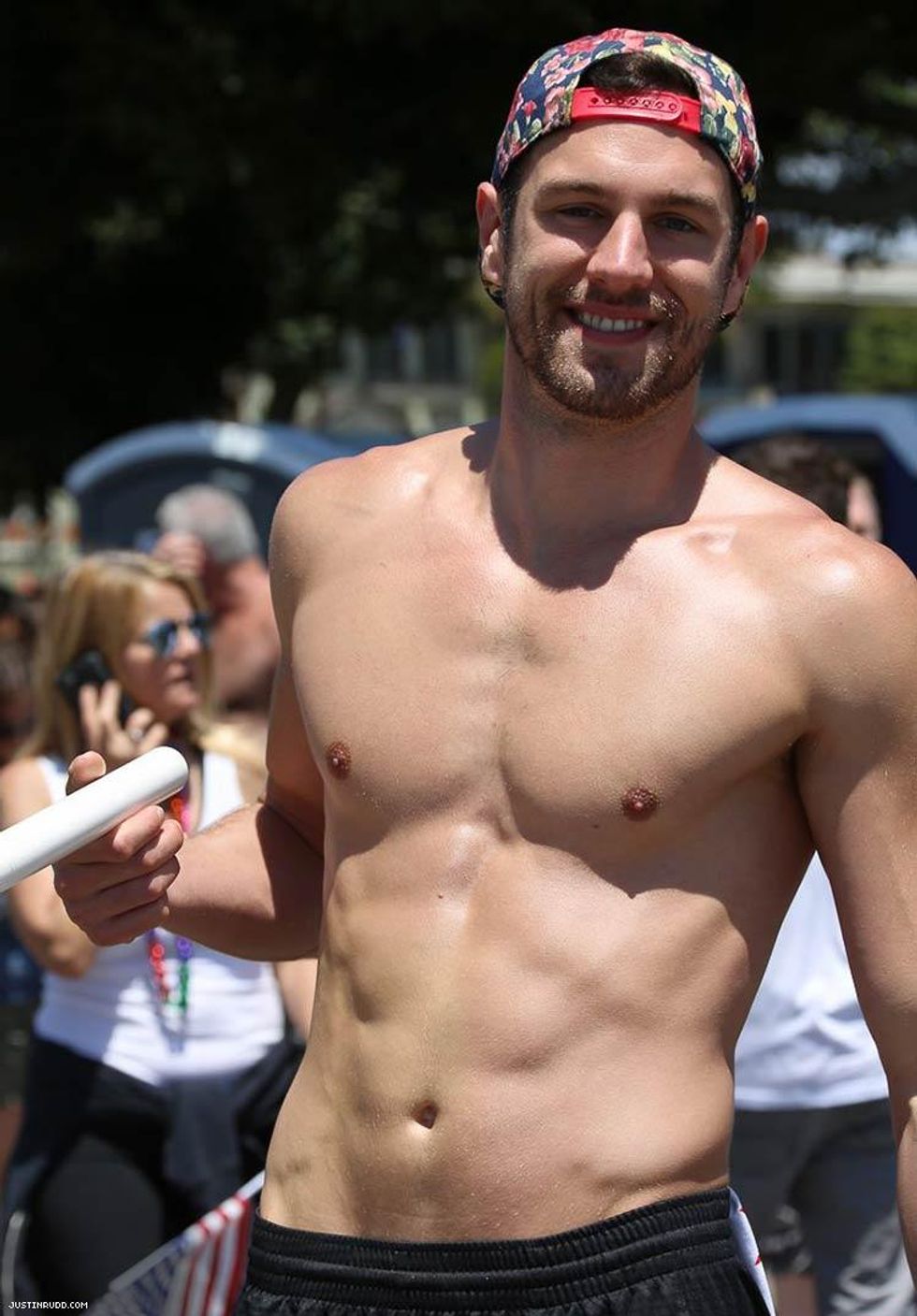 022-long-beach-pride-2016