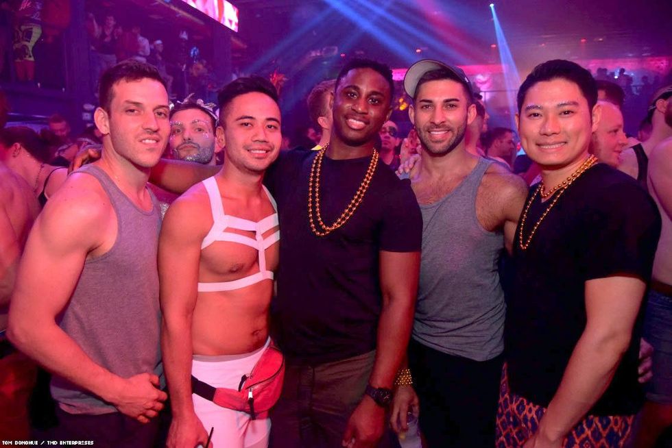 026-dc-pride-glitter-tmd-2018