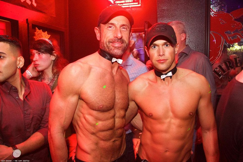 027-nye-cuff-matt-baume-2017