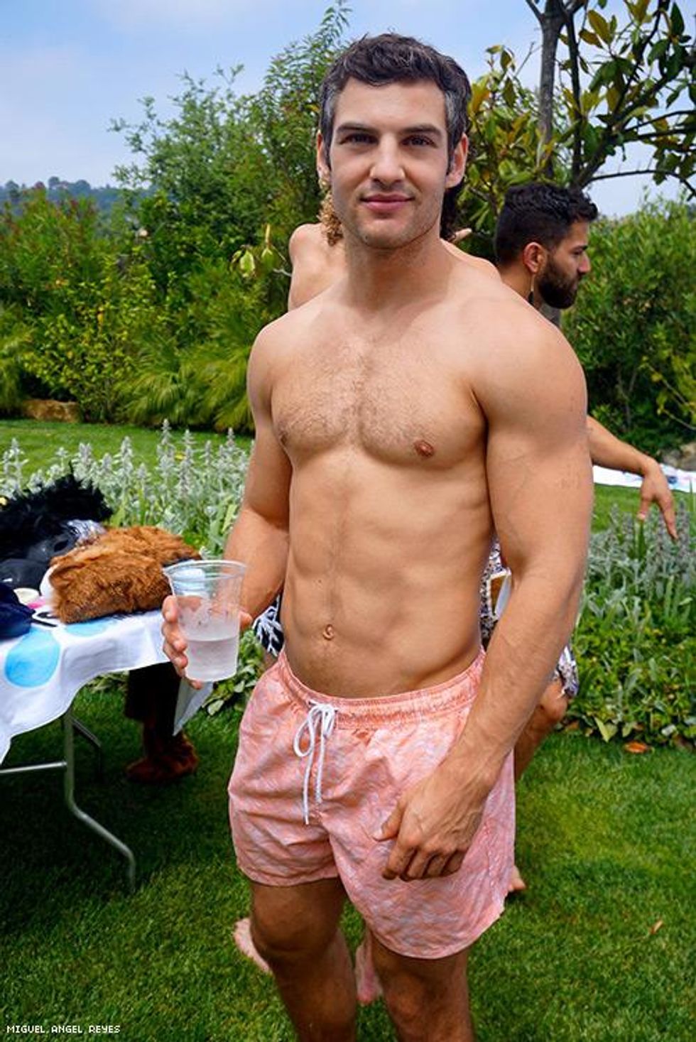 028-daddy-issues-miguel-angel-reyes-may-2018