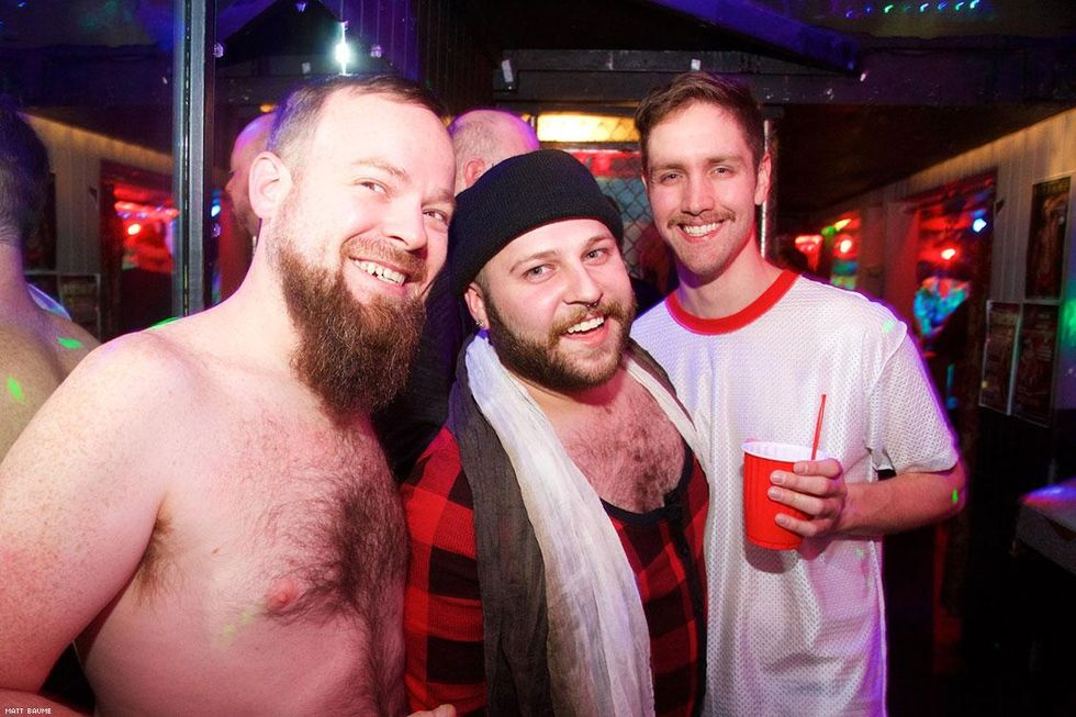 029-santa-bar-crawl-matt-baume-2017