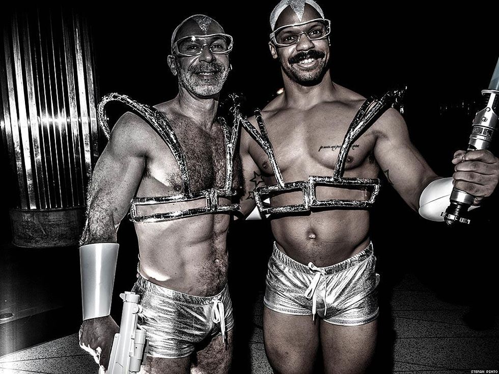 03-halloweenie-stefan-pinto