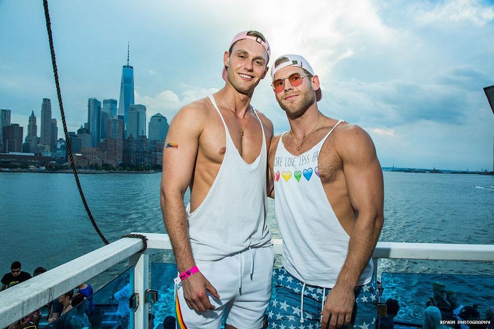 03-pride-luvboat-2018