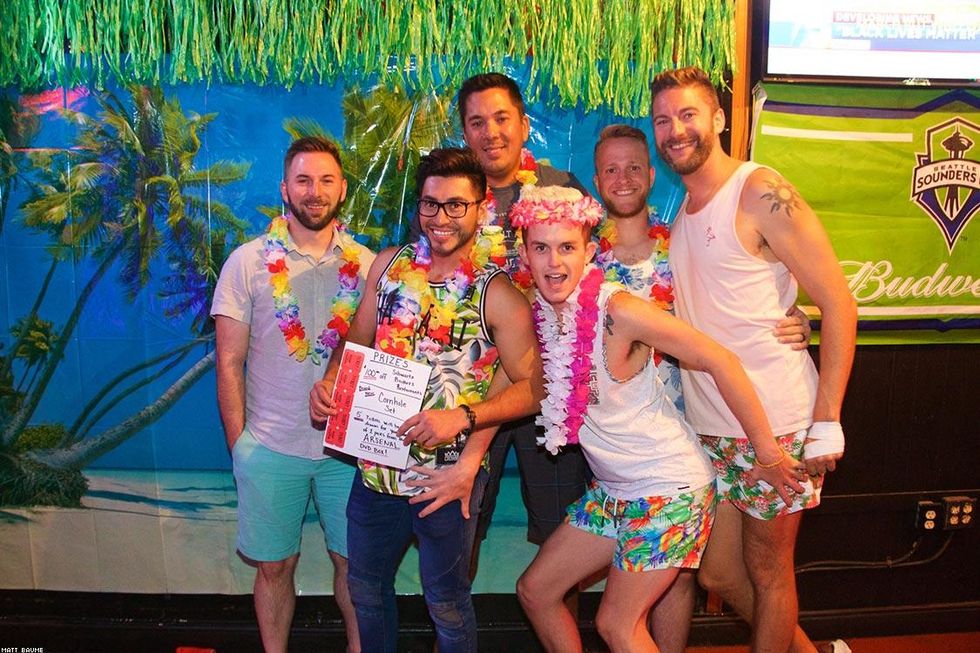 03-softball_fundraiser_luau-_matt_baume-2017_0