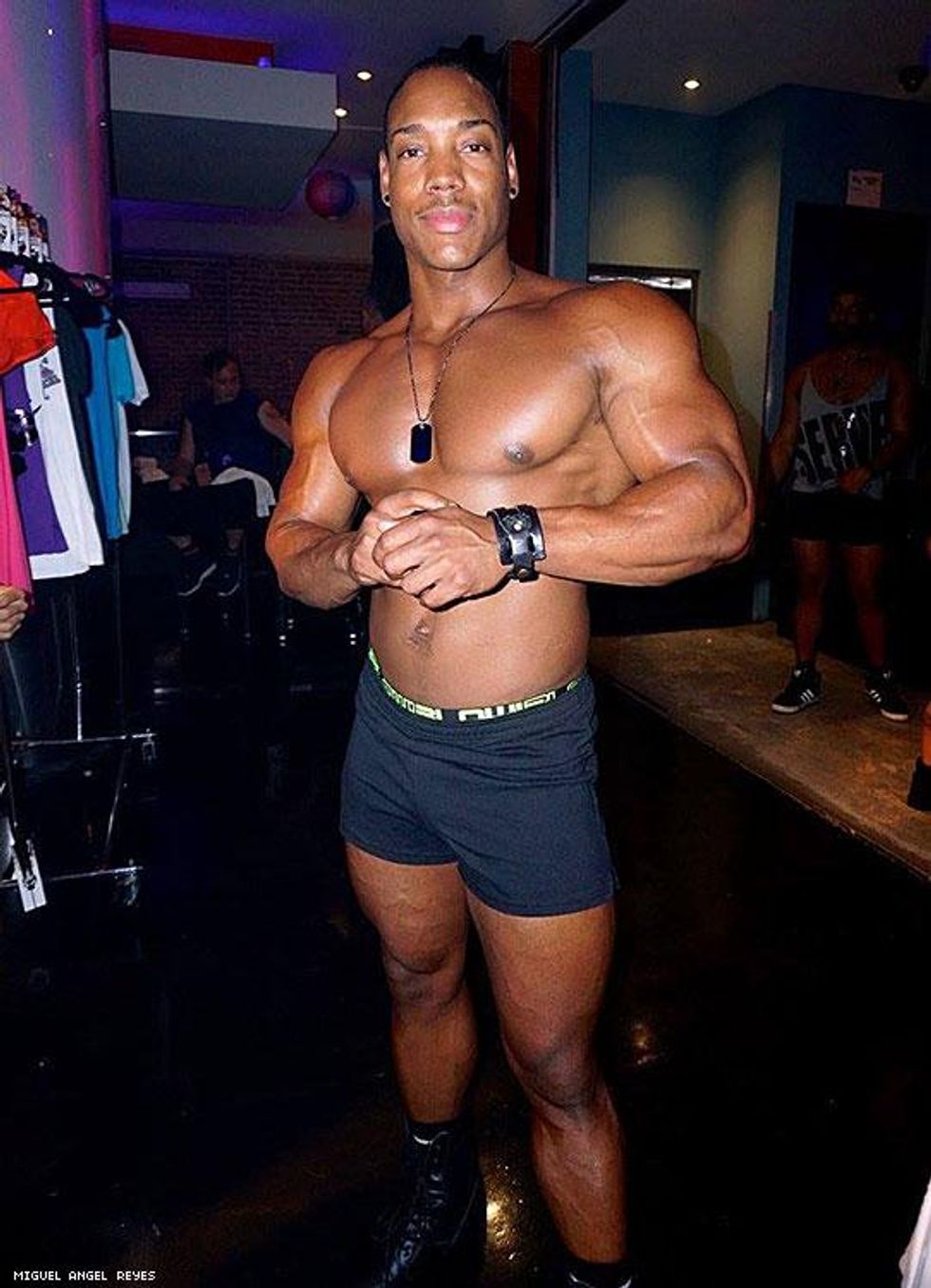 03-sold-out-clothing-miguel-angel-reyes