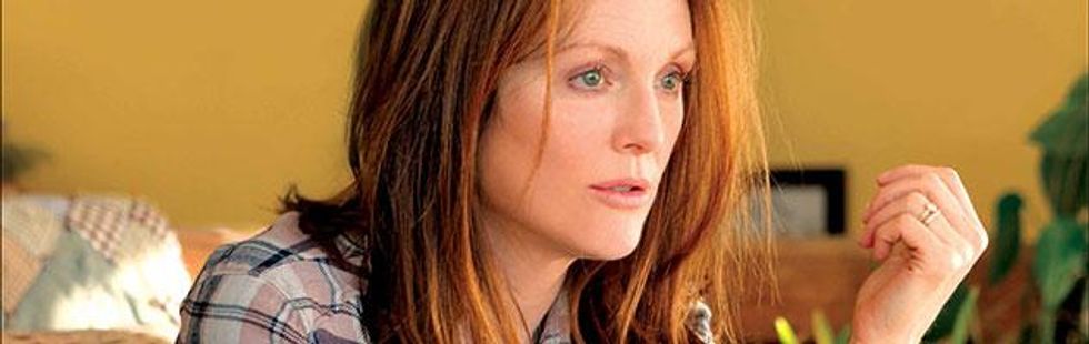 03-stillalice_0