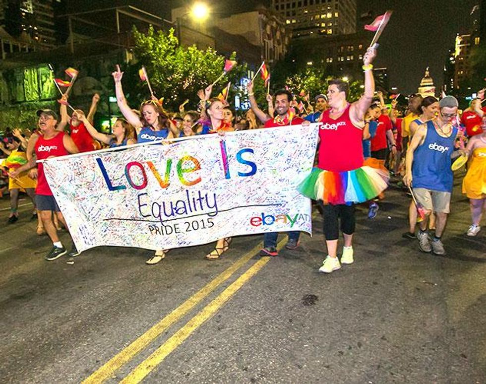 030pride-parade-2015-14