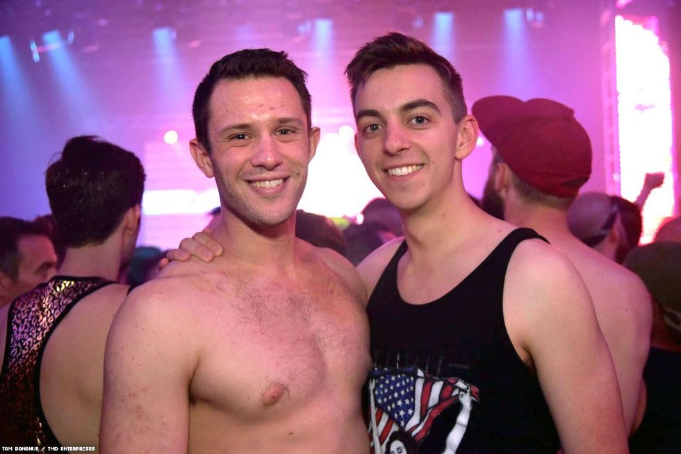 035-dc-pride-glitter-tmd-2018