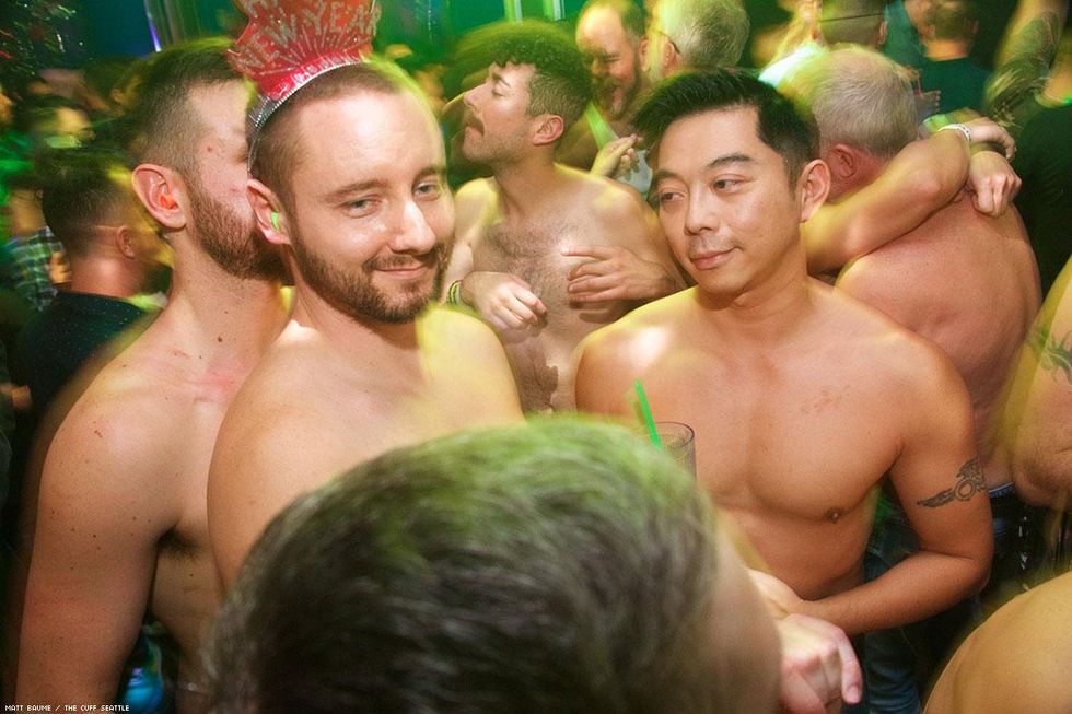 035-nye-cuff-matt-baume-2017