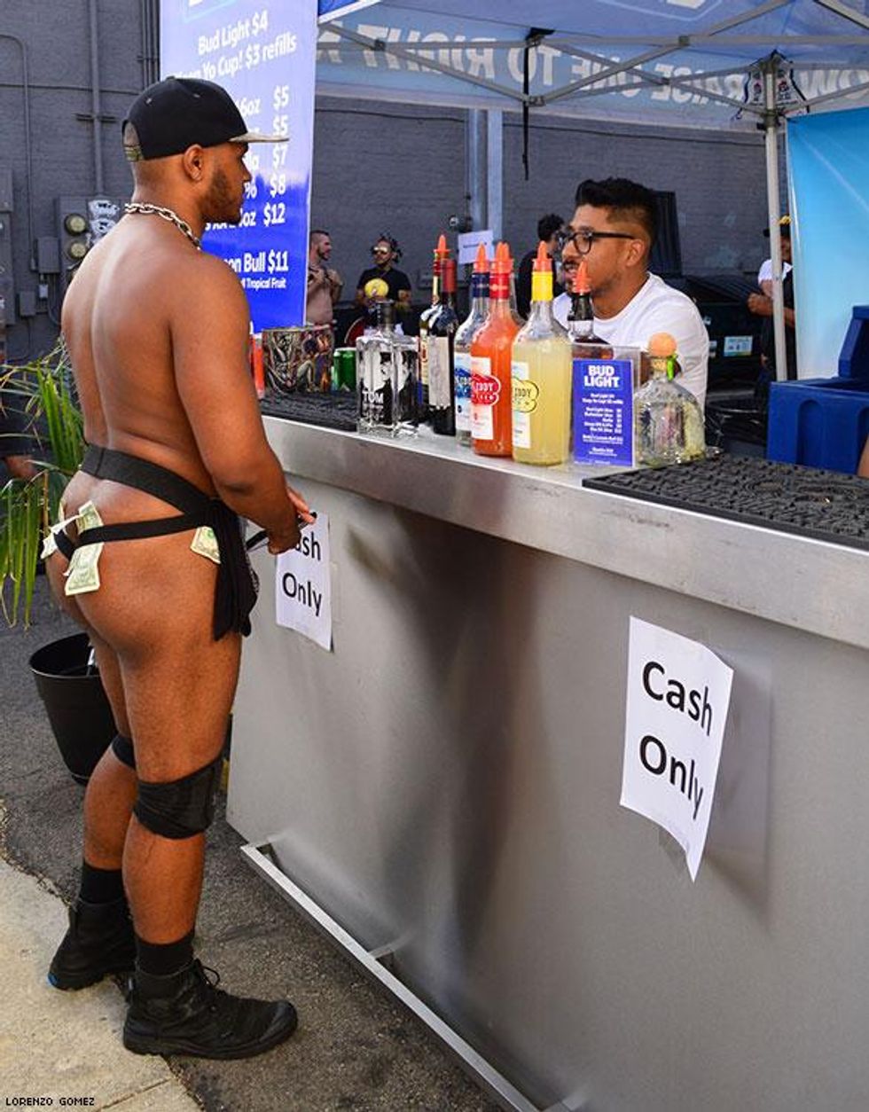 038-toms-bar-lorenzo-gomez-2019