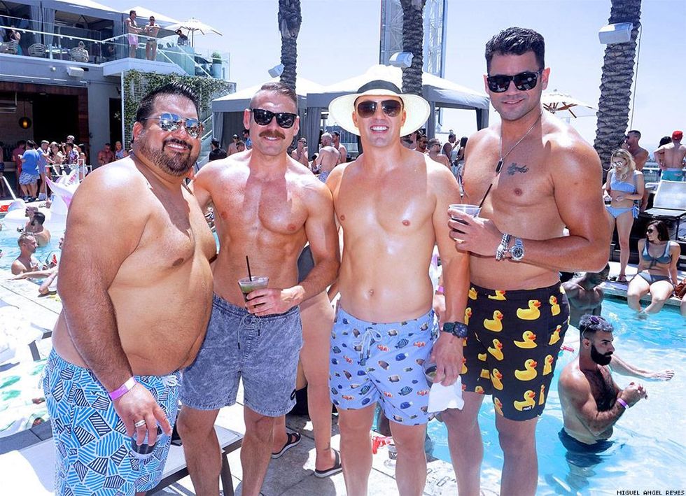 039-flaunt-pride-pool-miguel-angel-reyes-2018