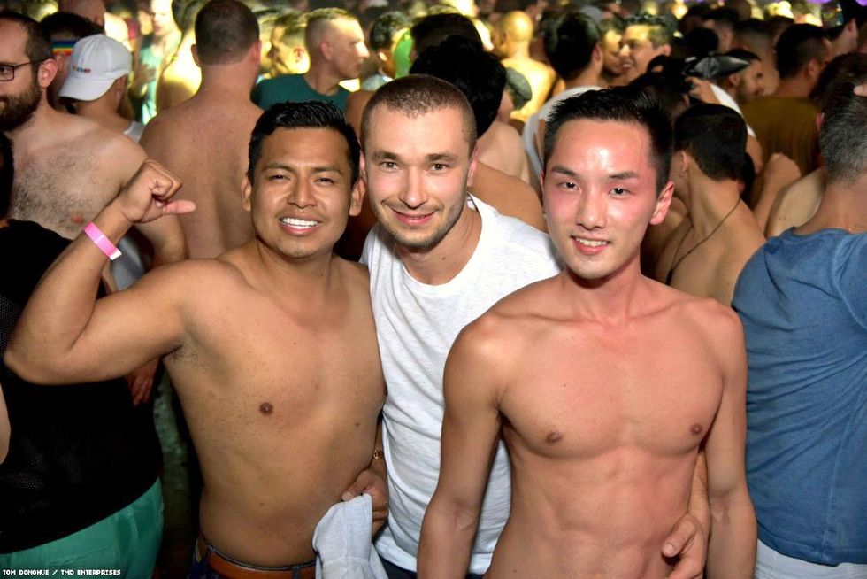 043-dc-pride-glitter-tmd-2018