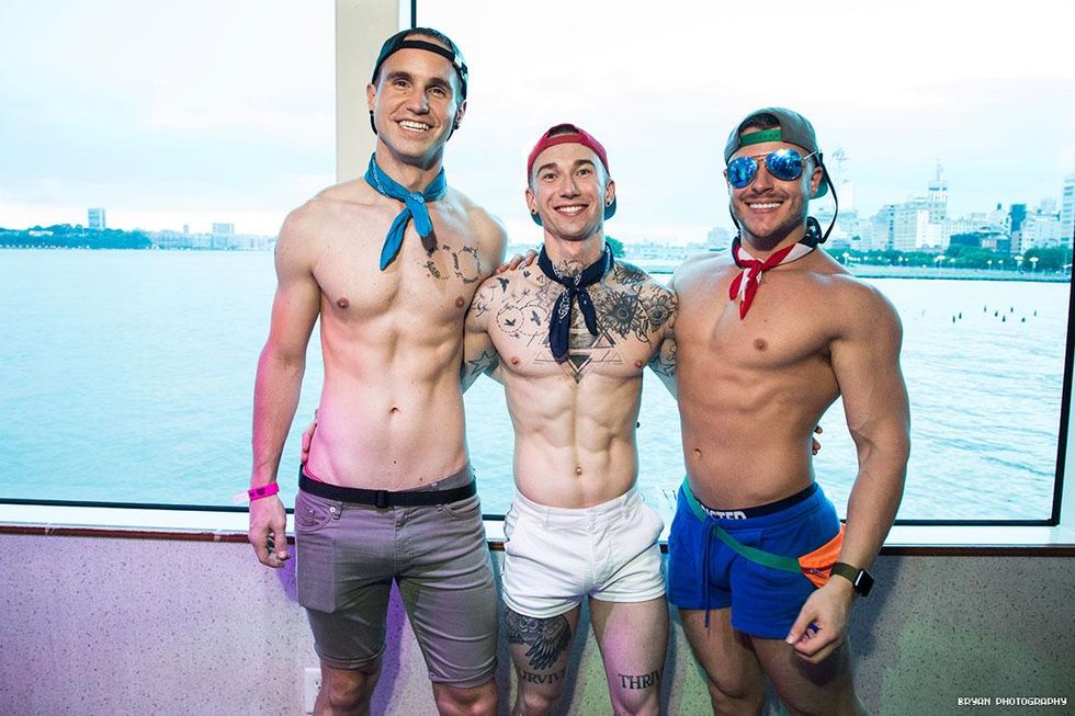 05-pride-luvboat-2018