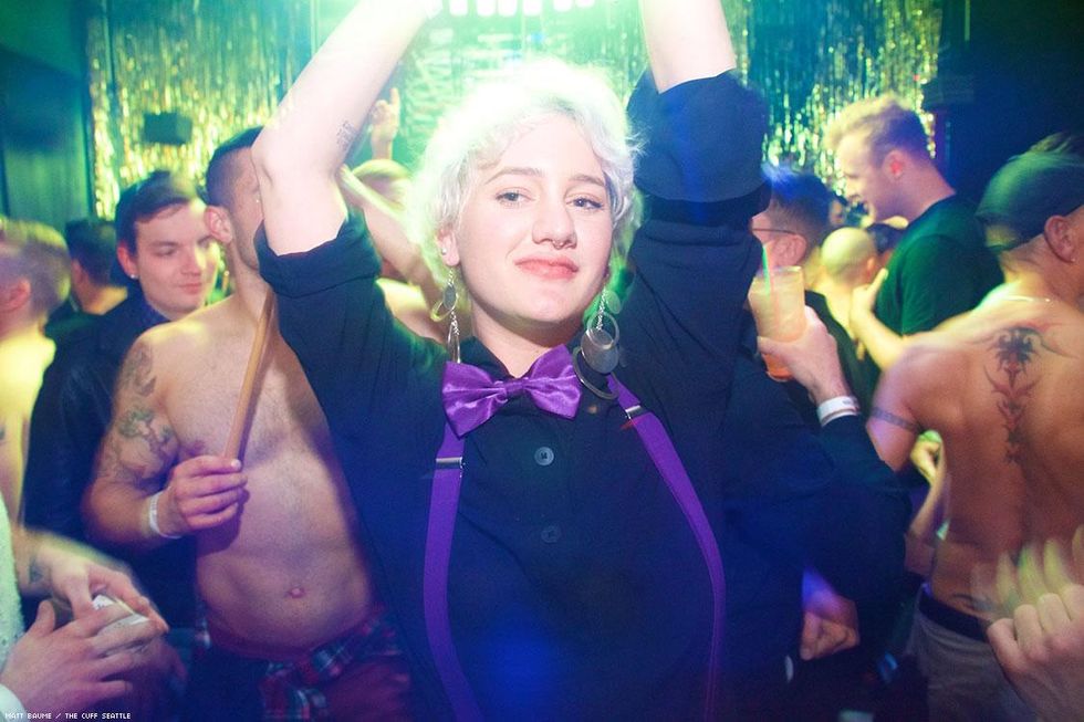 050-nye-cuff-matt-baume-2017