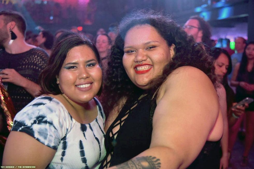 052-dc-pride-glitter-tmd-2018