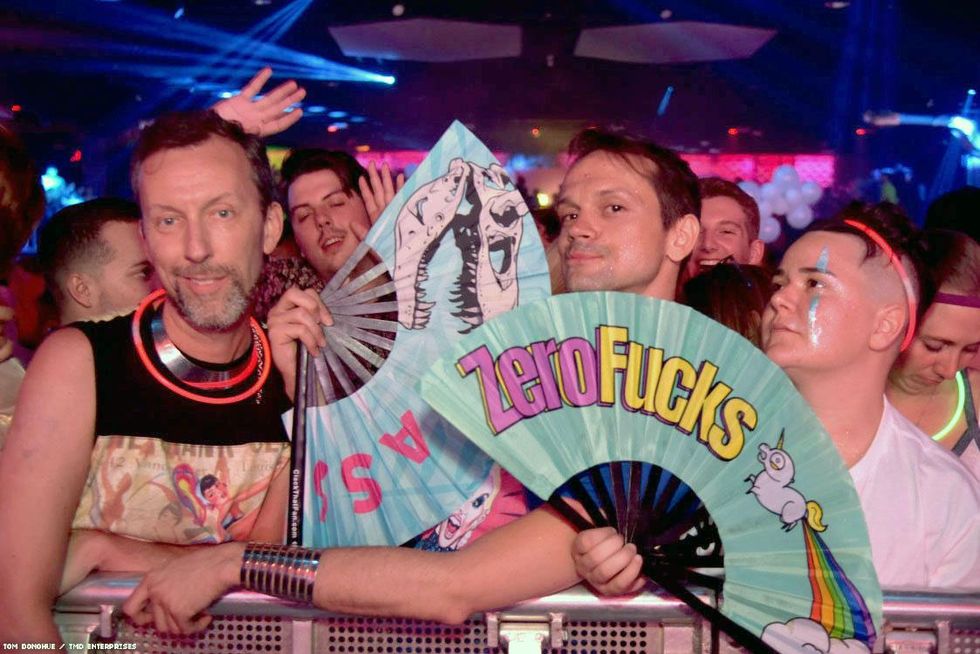 055-dc-pride-glitter-tmd-2018