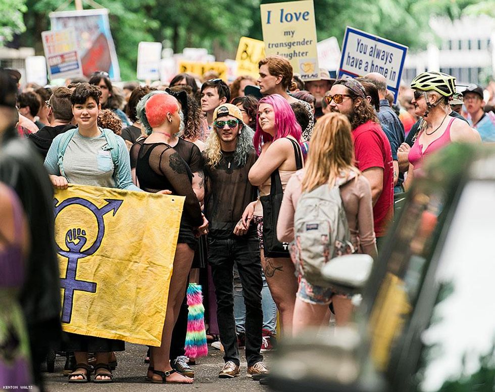 056-portland-trans-pride-2017-kenton-waltz_1