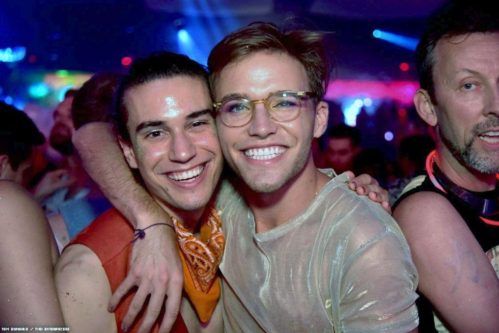 057-dc-pride-glitter-tmd-2018