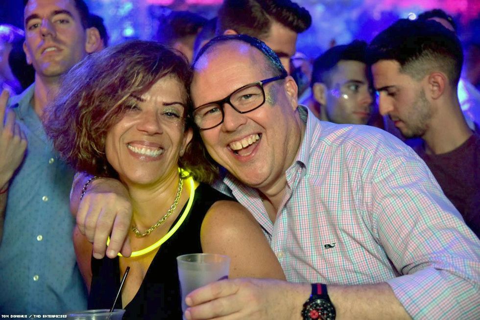 058-dc-pride-glitter-tmd-2018