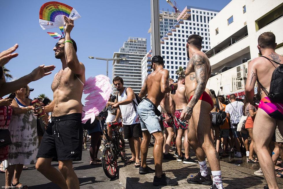 06-gettyimages-1149976100