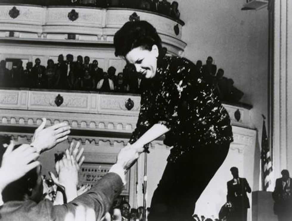 06_judy-garland_carnegiehall