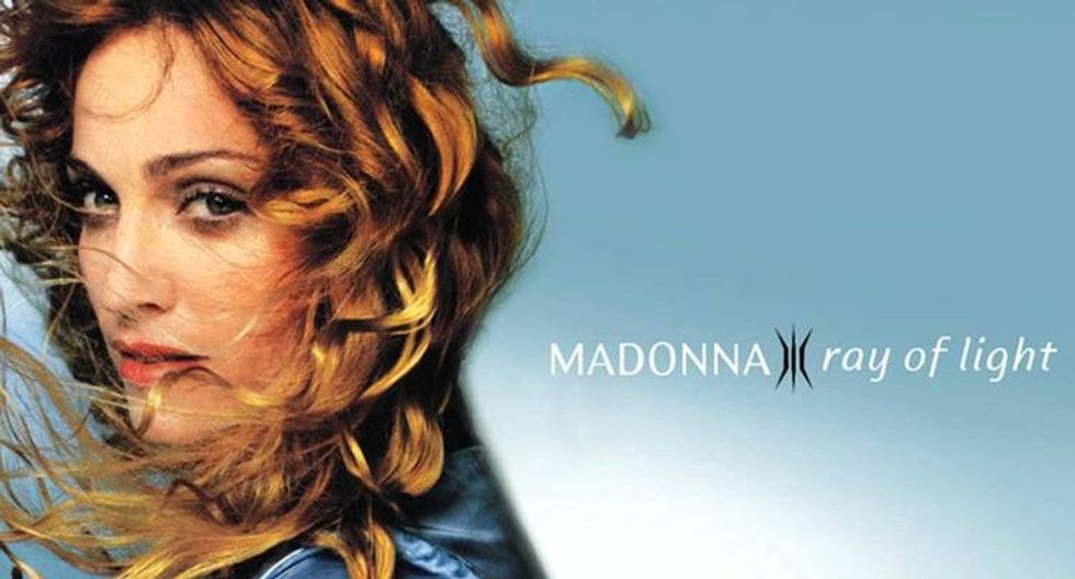 06-madonna-ray-of-light
