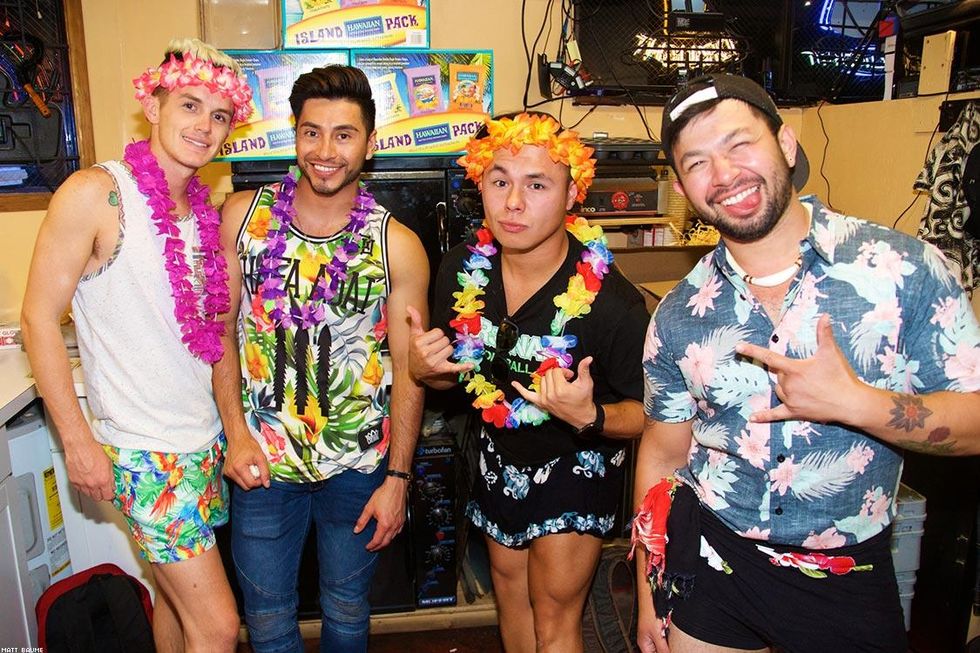 06-softball_fundraiser_luau-_matt_baume-2017_0