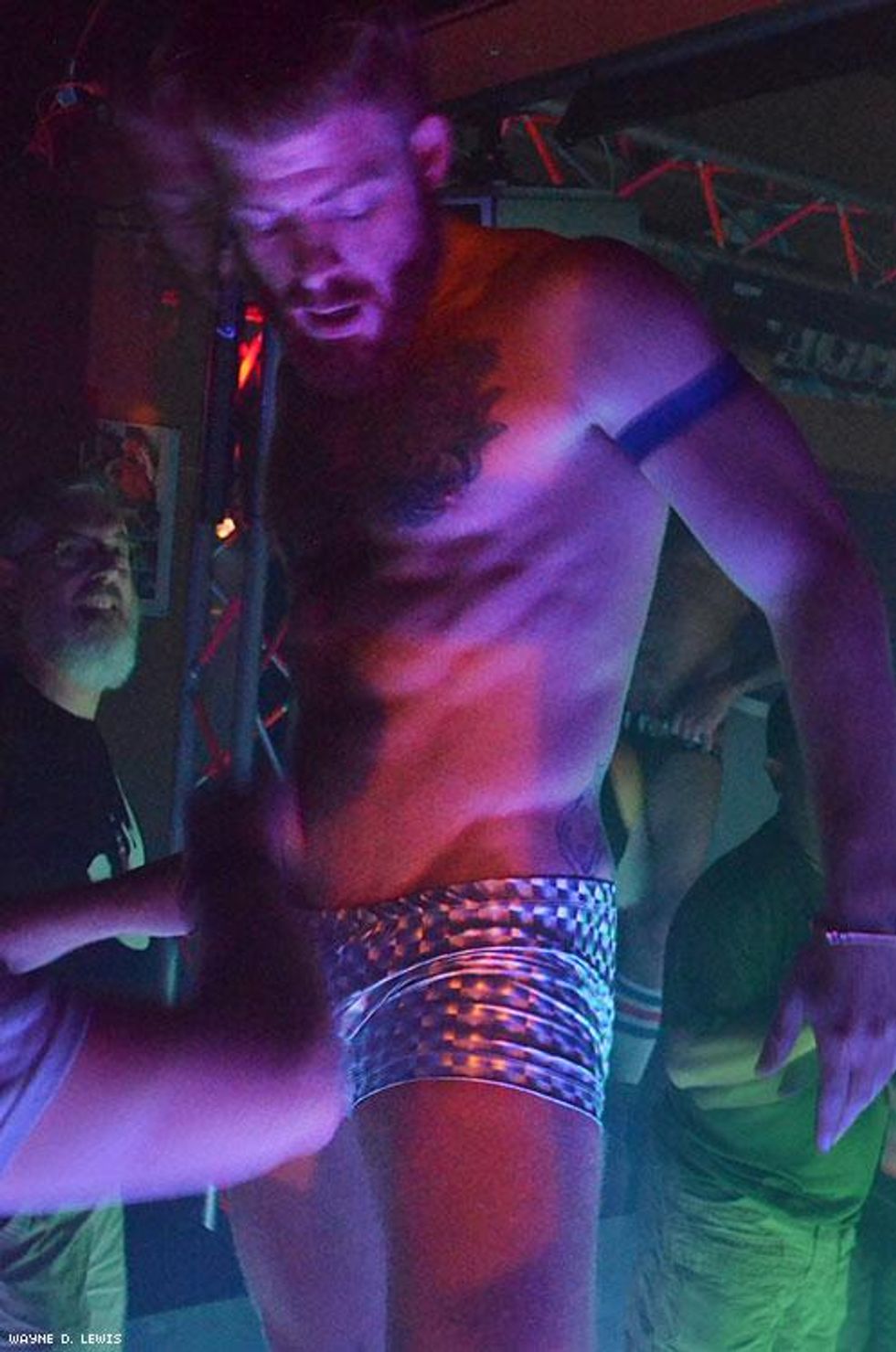 06-wayne-lewis-go-go-bears