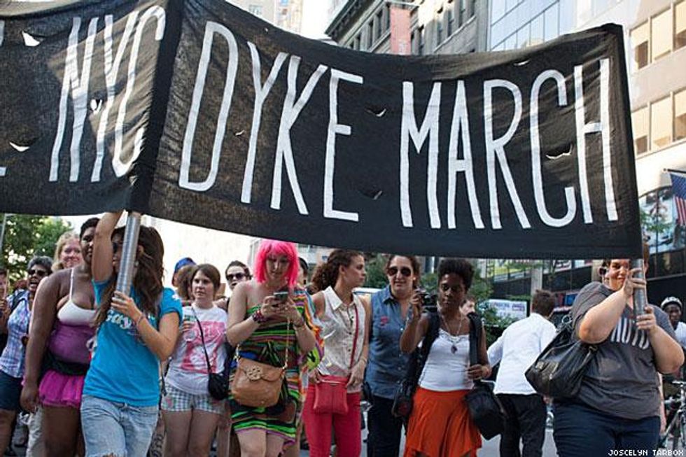 062913_newyorkcity_dykemarch_2013_5thavenueprotest057x633_0